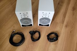 ADAM A5 - Edition in Klavierlack Piano White - Imagen