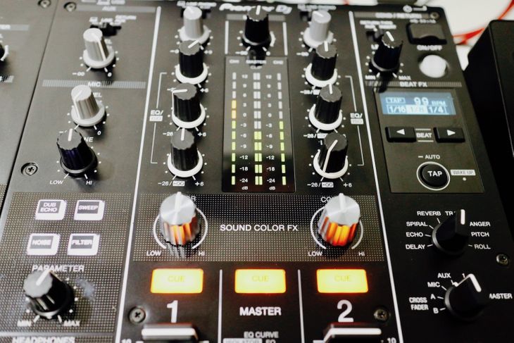 Pioneer DJ DJM 450 - Imagen por defecto