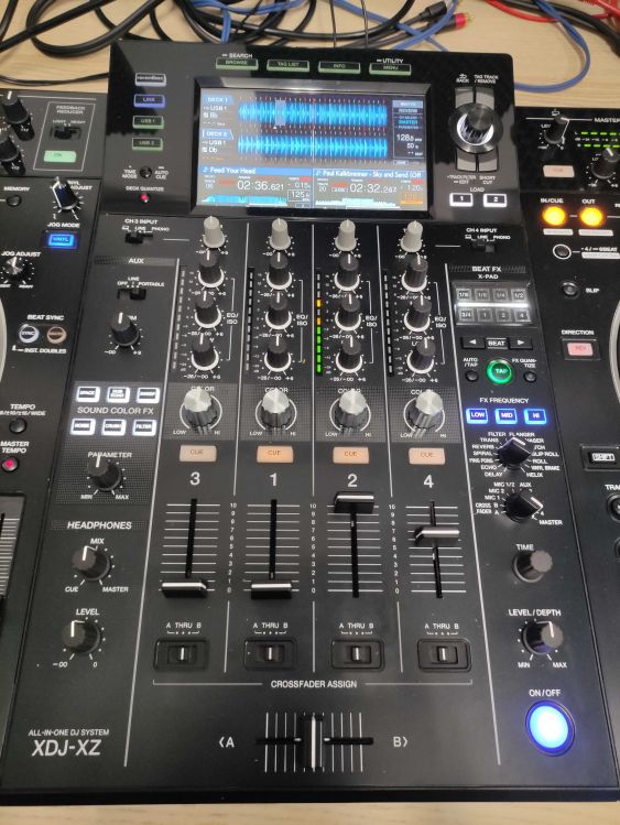 PIONEER DJ XDJ XZ - Immagine6
