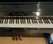 Pianoforte Kawai verticale - Immagine