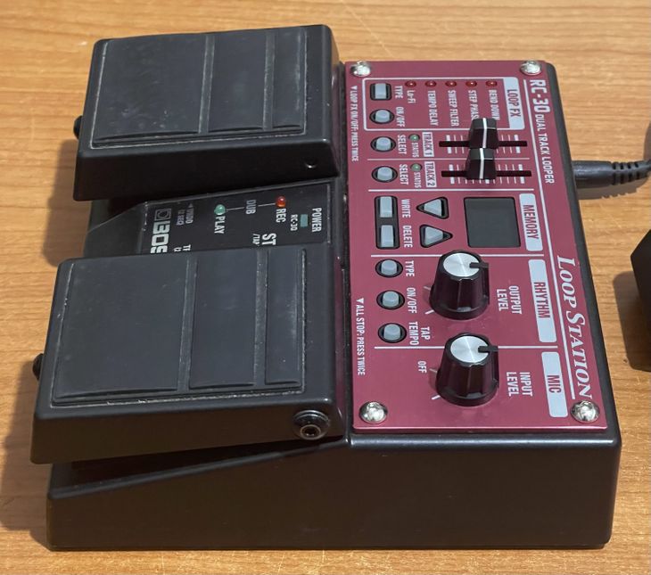 Boss RC-30 Dual Track Looper - Imagen3