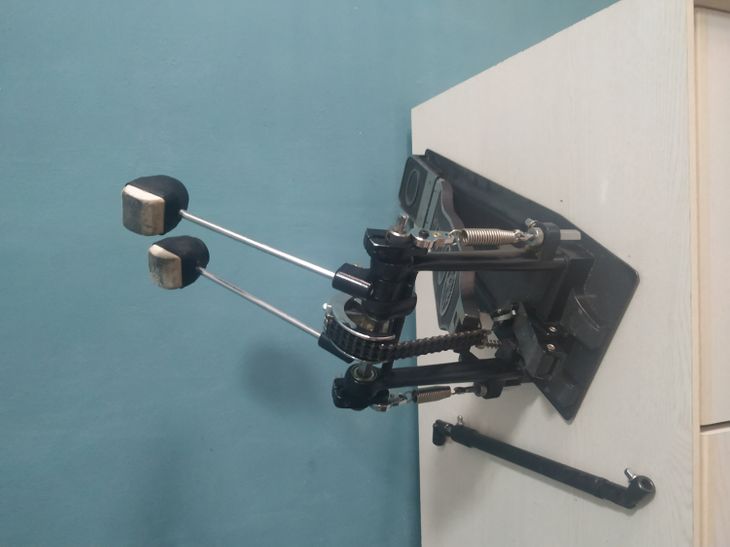 Pedal doble bombo santafe serie 8000 double sj1740 - Imagen2