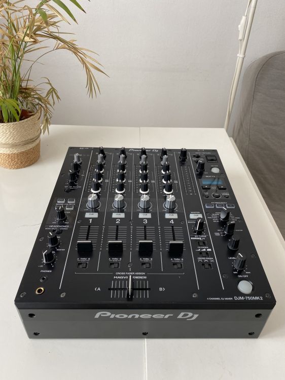 Pionner djm 750 mk2 - Imagen por defecto