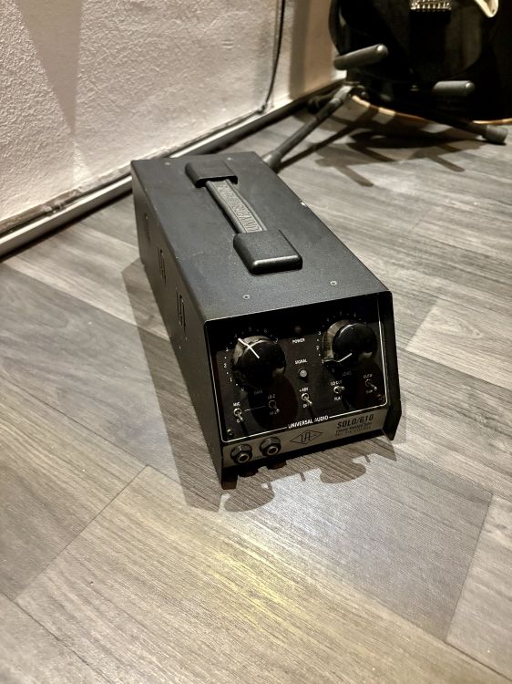 Universal Audio Solo 610 - Imagen3