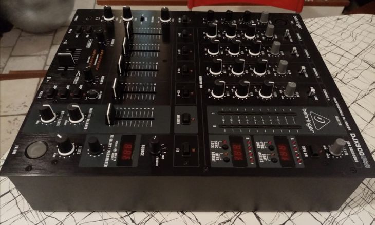 Table mixage DJ - Bild3