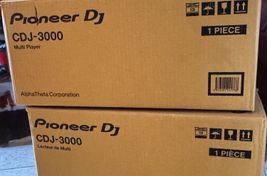 Pioneer CDJ 3000
 - Bild