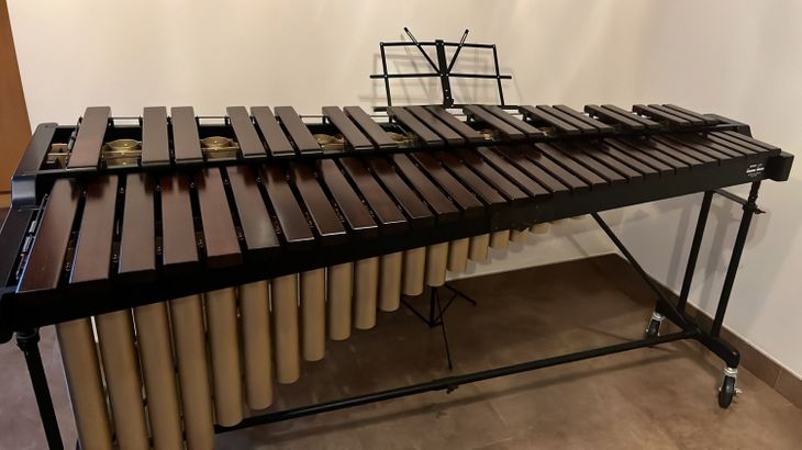 MARIMBA YAMAHA 2400R - Imagen por defecto