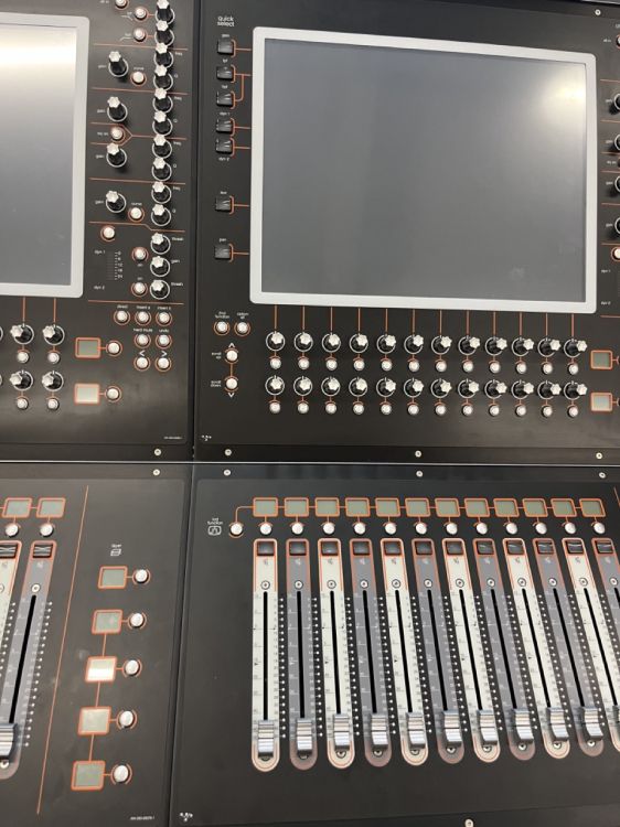 DiGiCo SD12-96 Set HMA Core2 + D2-Rack 48  24 + 8 - Imagen por defecto
