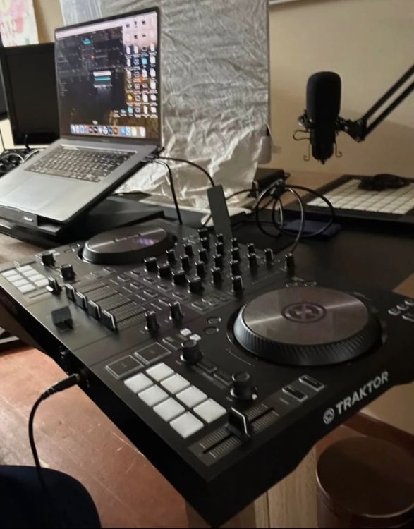 Traktor S3 - Imagen5
