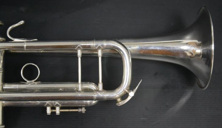 Trompeta Bach Stradivarius pabellón 43 - Bild6