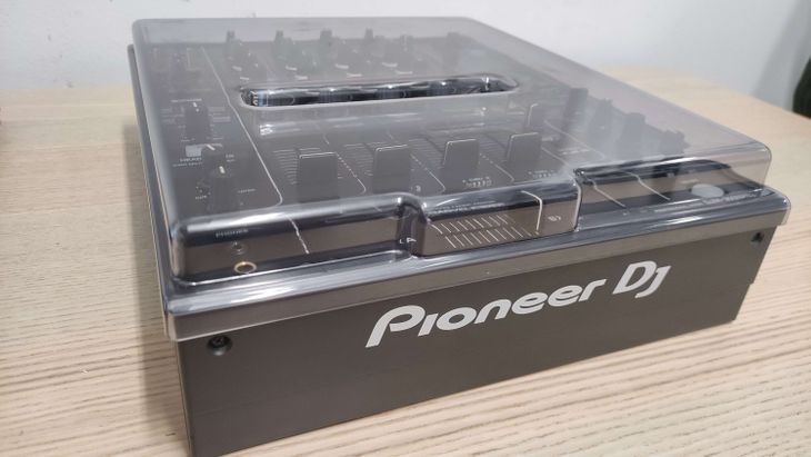 Pioneer DJ DJM-900 Nexus 2 con decksaver - Imagen2