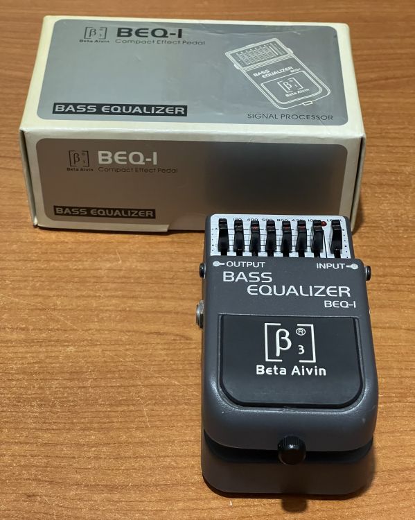 Beta Aivin BEQ-1 Bass Equalizer Effetto a pedale - Immagine3