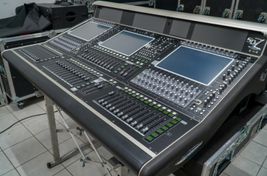 DiGiCo Quantum 7 surface with dual engine, HMA and - Image