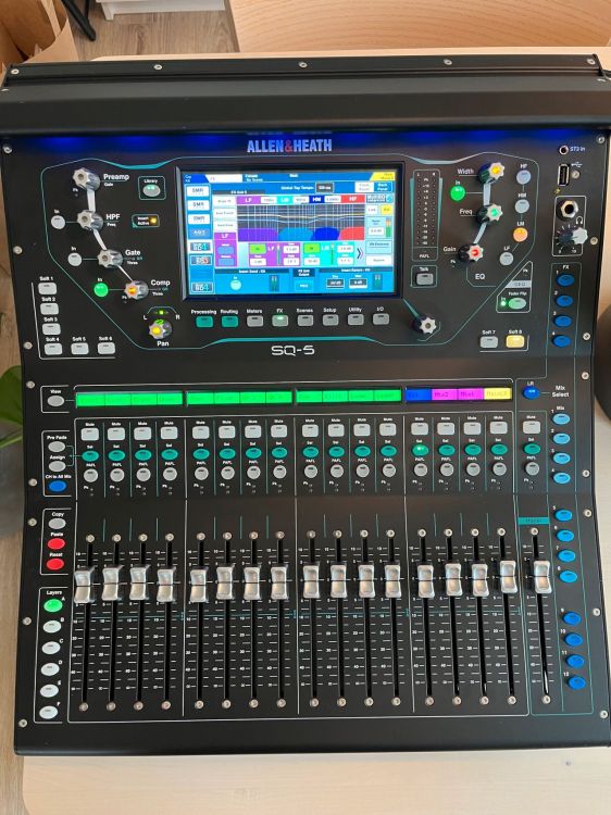 Allen & Heath SQ5 avec étui de transport et de tra - Imagen por defecto