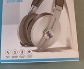 Momentun 3 Headphones New Just Opened For Photos
 - Image