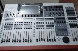 Behringer WING mezclador digital de 48 canales - Imagen