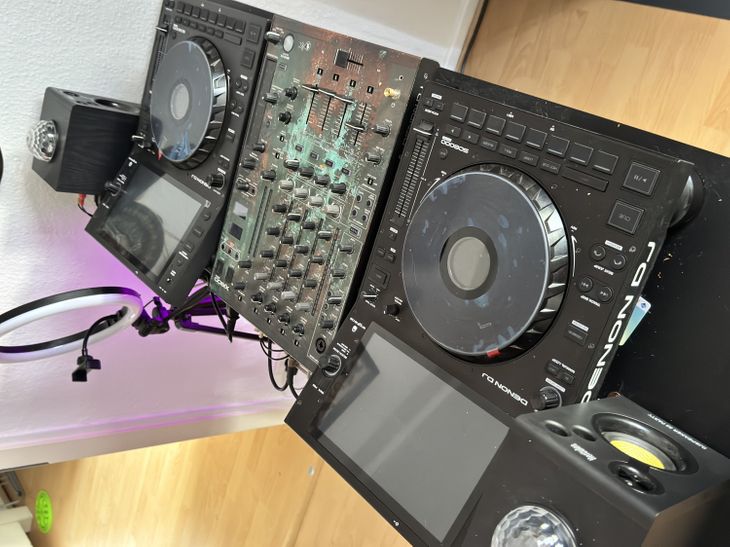 Denon Setup - 2x SC6000 Prime+ X1850 Mixer + DJ Ti - Imagen5