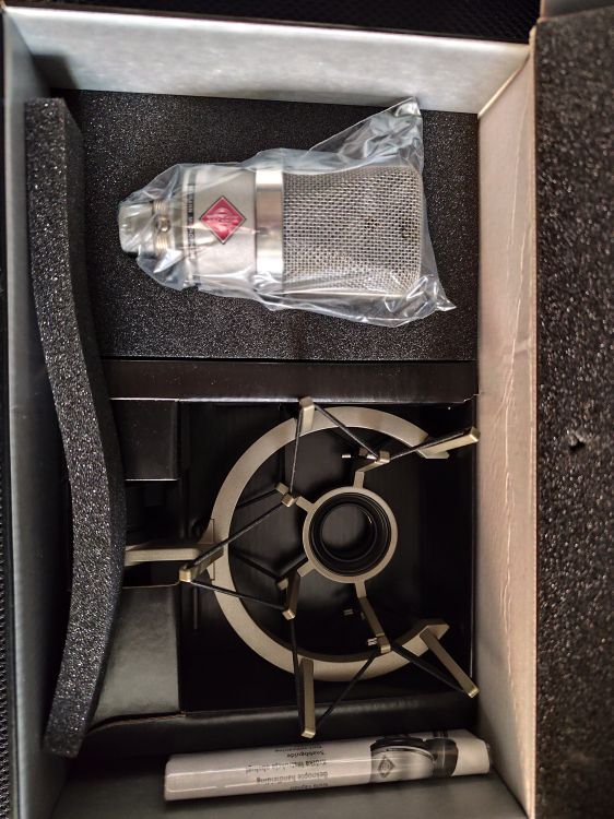 Neumann TLM 102 mit spinne - Imagen2