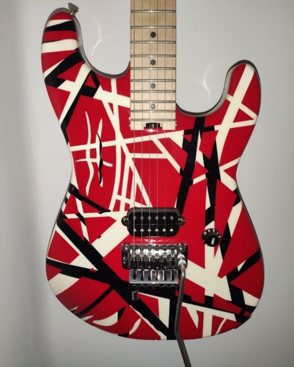 EVH Striped Series RWB - Imagen por defecto