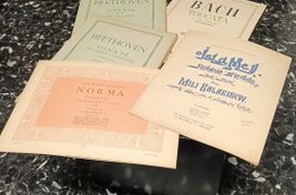 sheet music 188 titles by different authors, sold as a block - Image