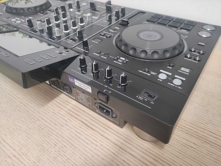 Pioneer DJ XDJ-RX2 - Imagen6