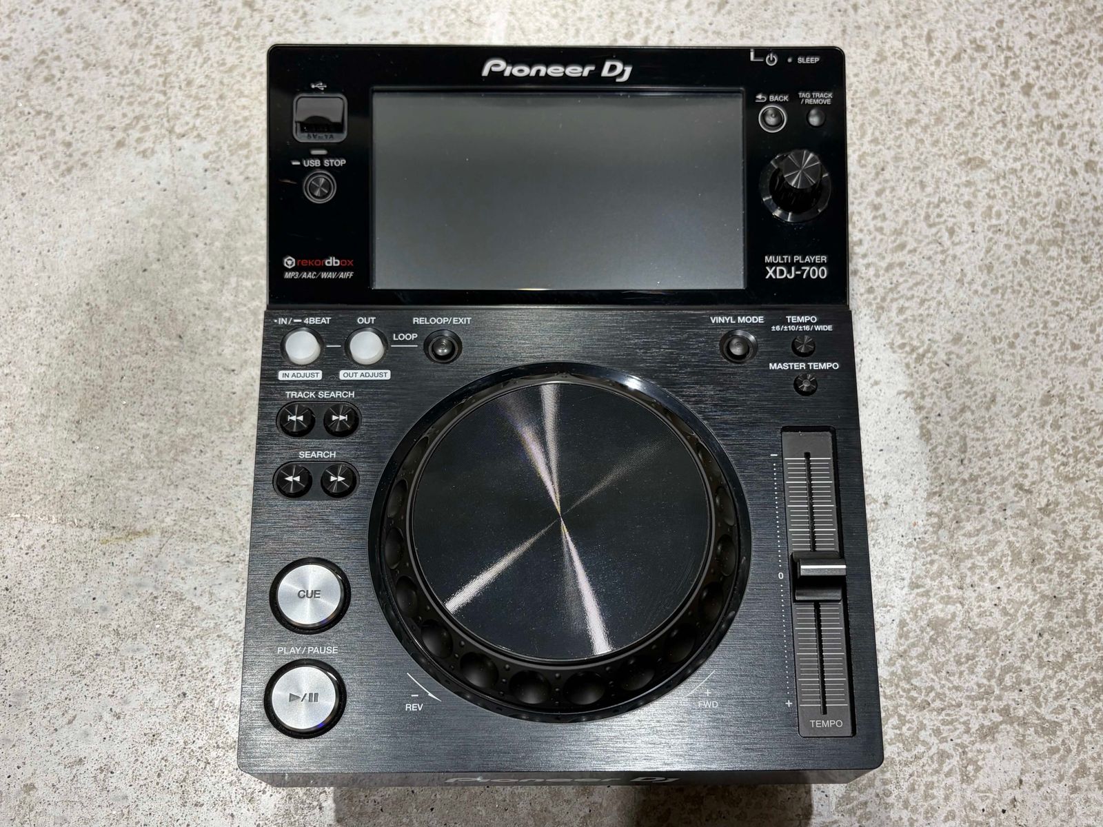 Pioneer XDJ 700 Sounds Market