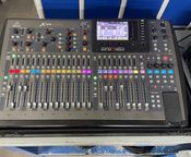 Behringer X32 very little use
 - Image