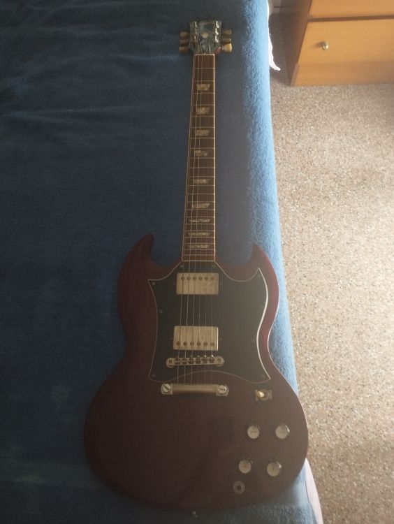 Vendo Guitarra Gibson SG Standard de 1991 - Imagen4