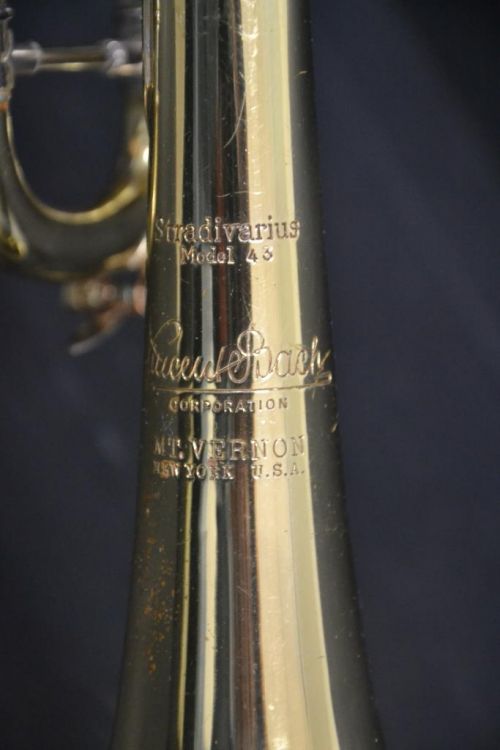 Trompeta Bach Stradivarius 43 MT VERNON - Imagen4