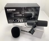 Shure SM7B
 - Image