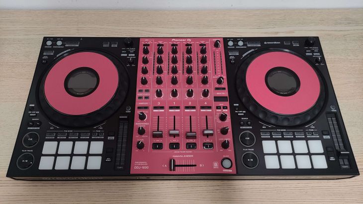 Pioneer DJ DDJ-1000 - Imagen por defecto