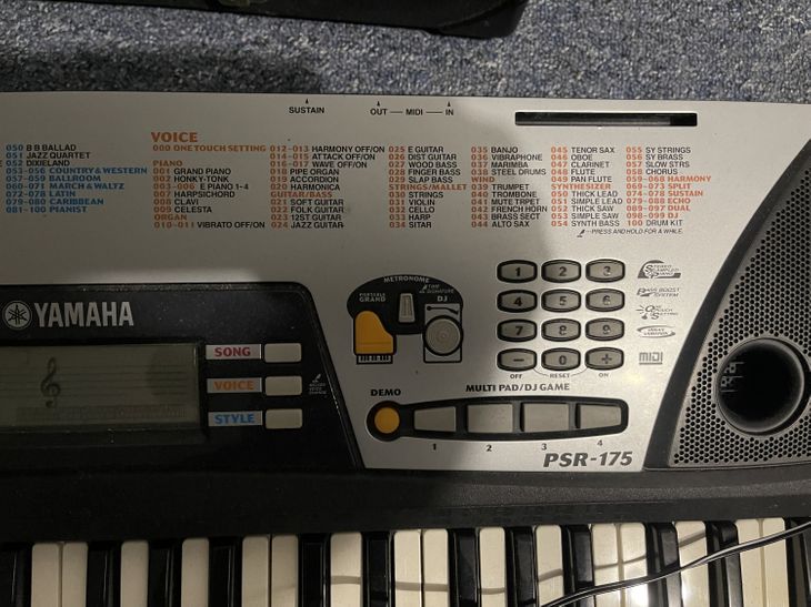 Yamaha PSR 175  Keyboard 61 Tasten Synthesizer Wor - Immagine3