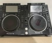 2x Pioneer DJ CDJ-2000 Nexus 2
 - Image