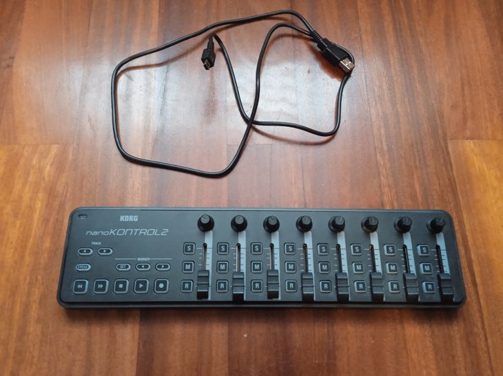 Controlador DAW Korg nanoKONTROL 2 - Imagen2