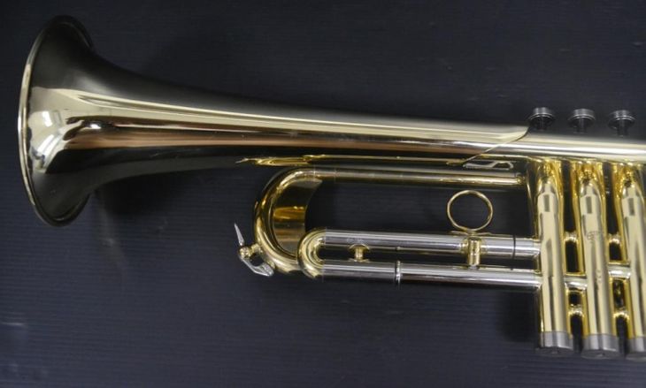 Trompeta Sib Courtois Evolution III Lacada - Immagine5