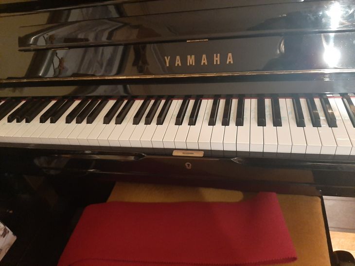 Piano Yamaha U1 negociable - Bild3