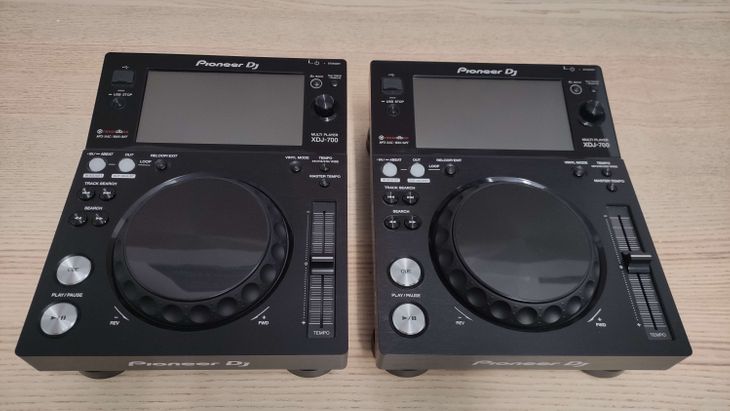 2x Pioneer DJ XDJ-700 - Imagen por defecto