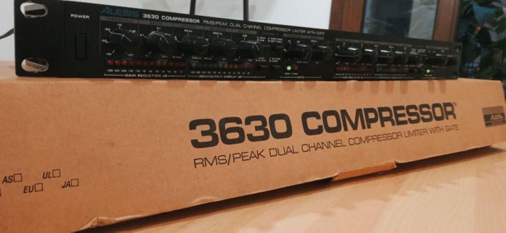 Alesis 3630 Compressor with orig. box+power+manual - Image3