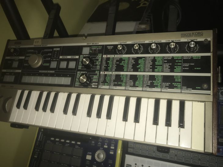 Sintetizador Microkorg MK1 - Imagen2