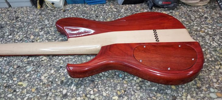 Master Guitars - Serie 22 - Nº 001 - Bild5