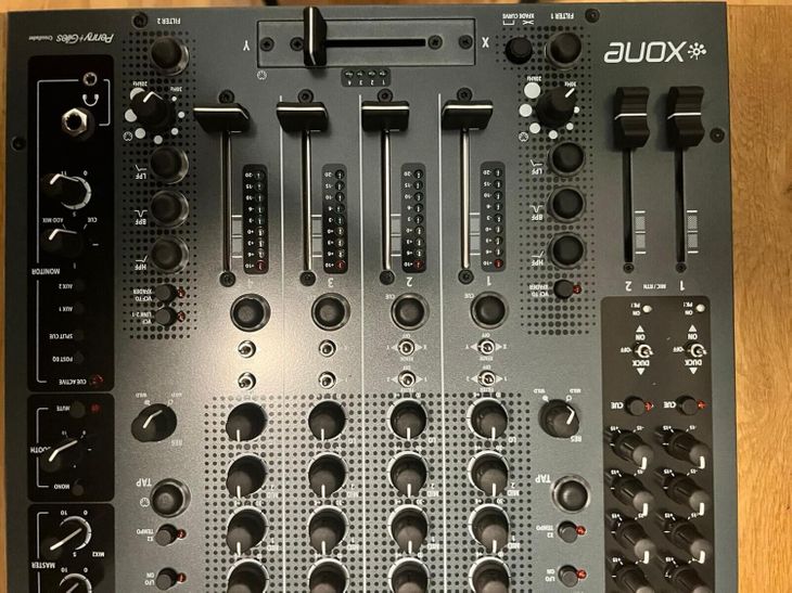 Allen & Heath Xone 92 DJ Mixer 2 Year Warranty - Image2