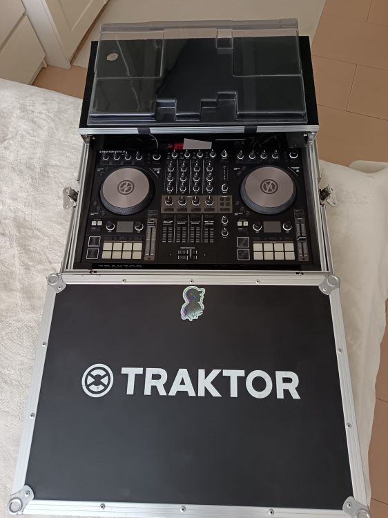Se vende Taktor S4 Mk3 con Decksaver y CAJA - Image5