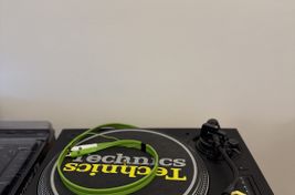 Coppia Giradischi Technics 1210 Mk7 + Testine - Imagen