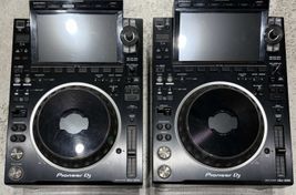 2x Pioneer DJ CDJ-3000 + Fligthcases - Imagen