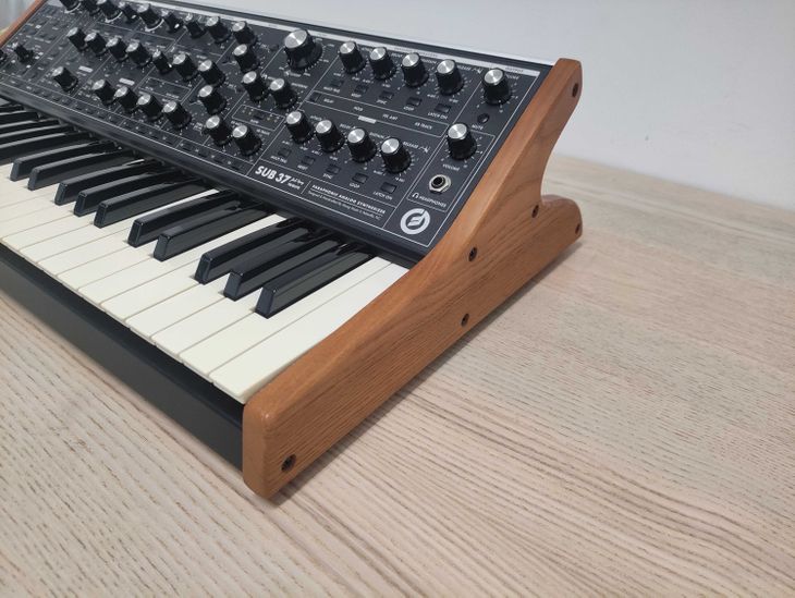 Moog Sub 37 - Immagine5