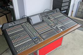 Yamaha PM1D Digital mixing console - Bild