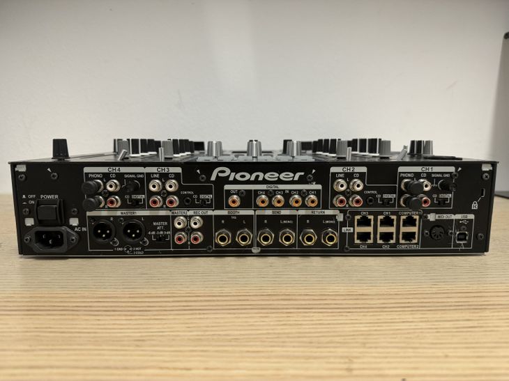 Pioneer DJM 2000 Nexus - Bild6