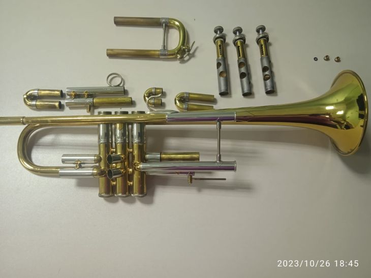 Trompeta Sib Bach Stradivarius 37 Corporation - Imagen2