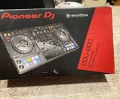 New pioneer DDJ 800 Controller - Image