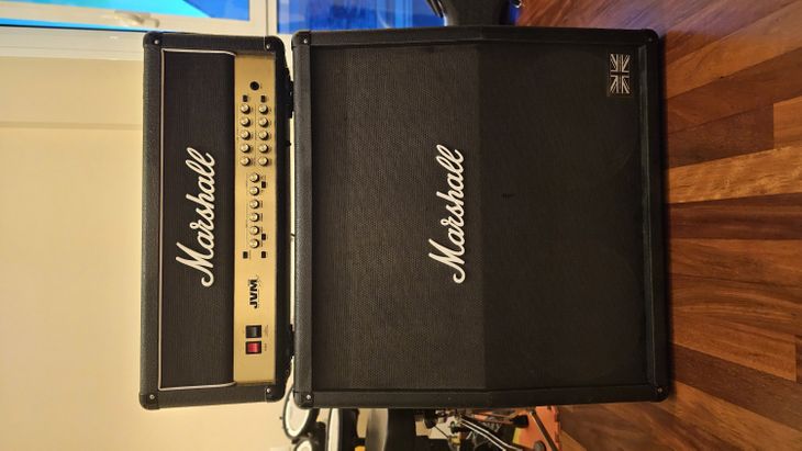 Marshall JVM 210H y pantalla MC412A - Imagen2